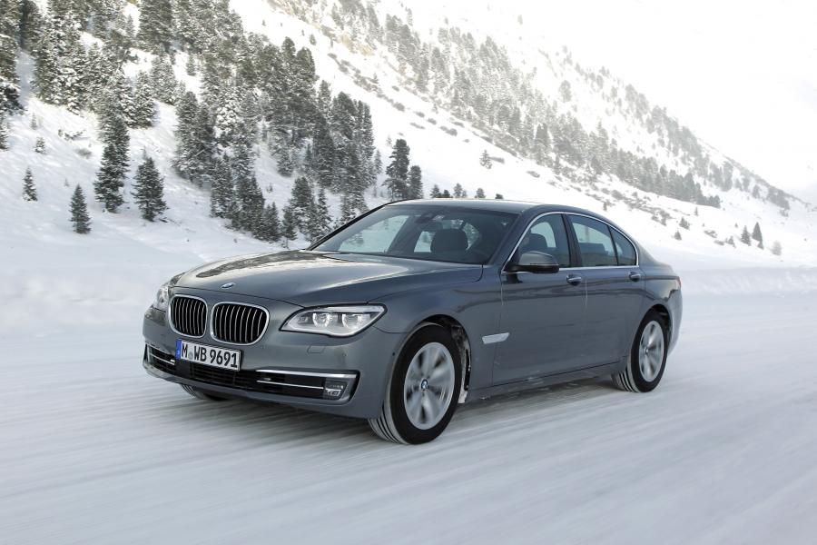 BMW 740d xDrive (F01) 2012 года  (WW) (фото 5 из 12)